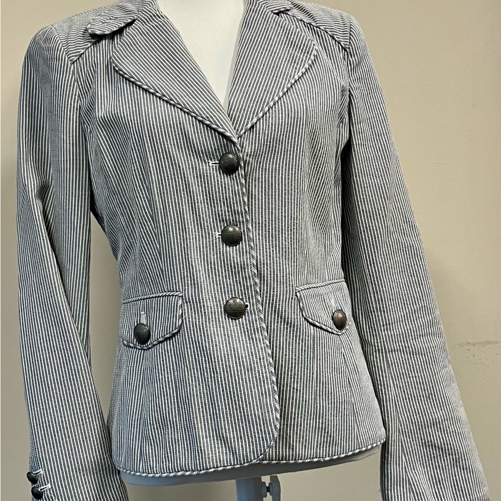 Cynthia Steffe sear sucker pinstripe blazer